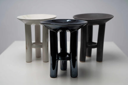 Zapach topiący się w kominku potrafi zmienić zwykły wieczór w świadomy rytuał. W tym wpisie pokazujemy, jak używać kominka zapachowego krok po kroku oraz jak stworzyć spokojną, walentynkową atmosferę w domu.