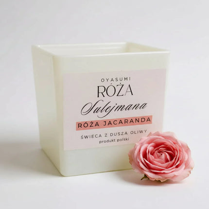 Cold throw i hot throw. Jak zapach świecy naprawdę pracuje w domu