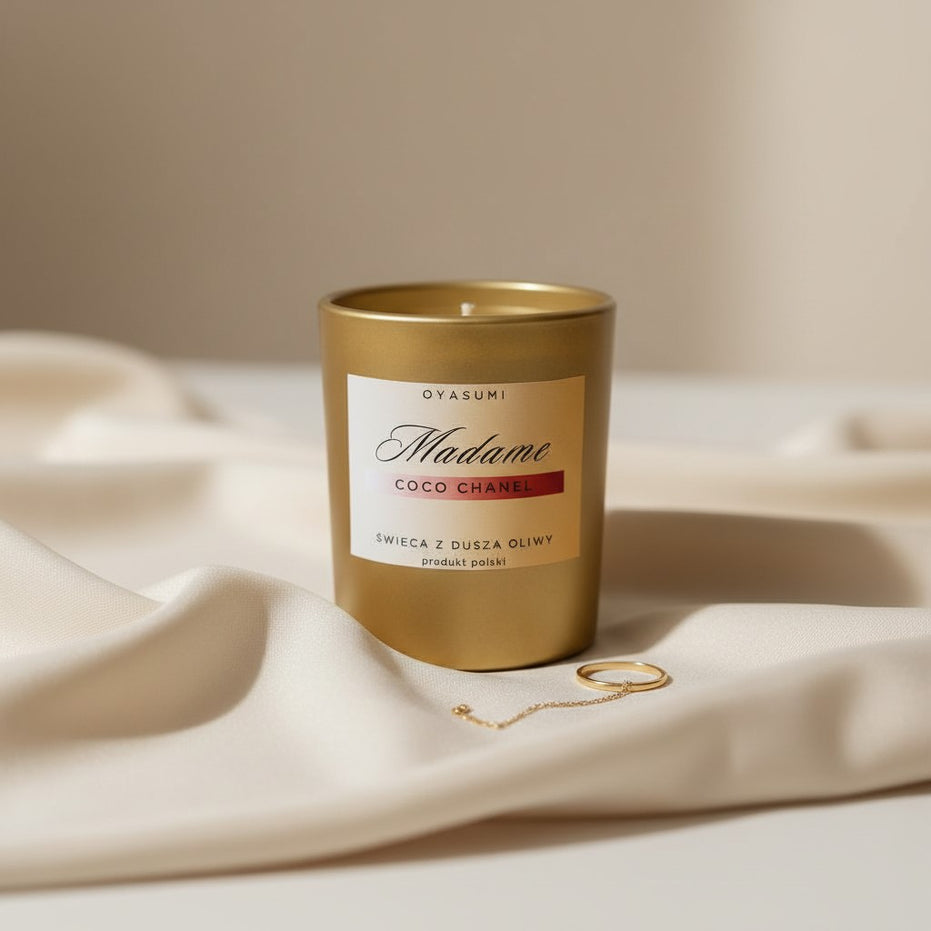 Naturalna świeca zapachowa kobieca – elegancki zapach Madame | Oyasumi