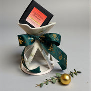 Duftkamin mit durchbrochenem Keramikmuster